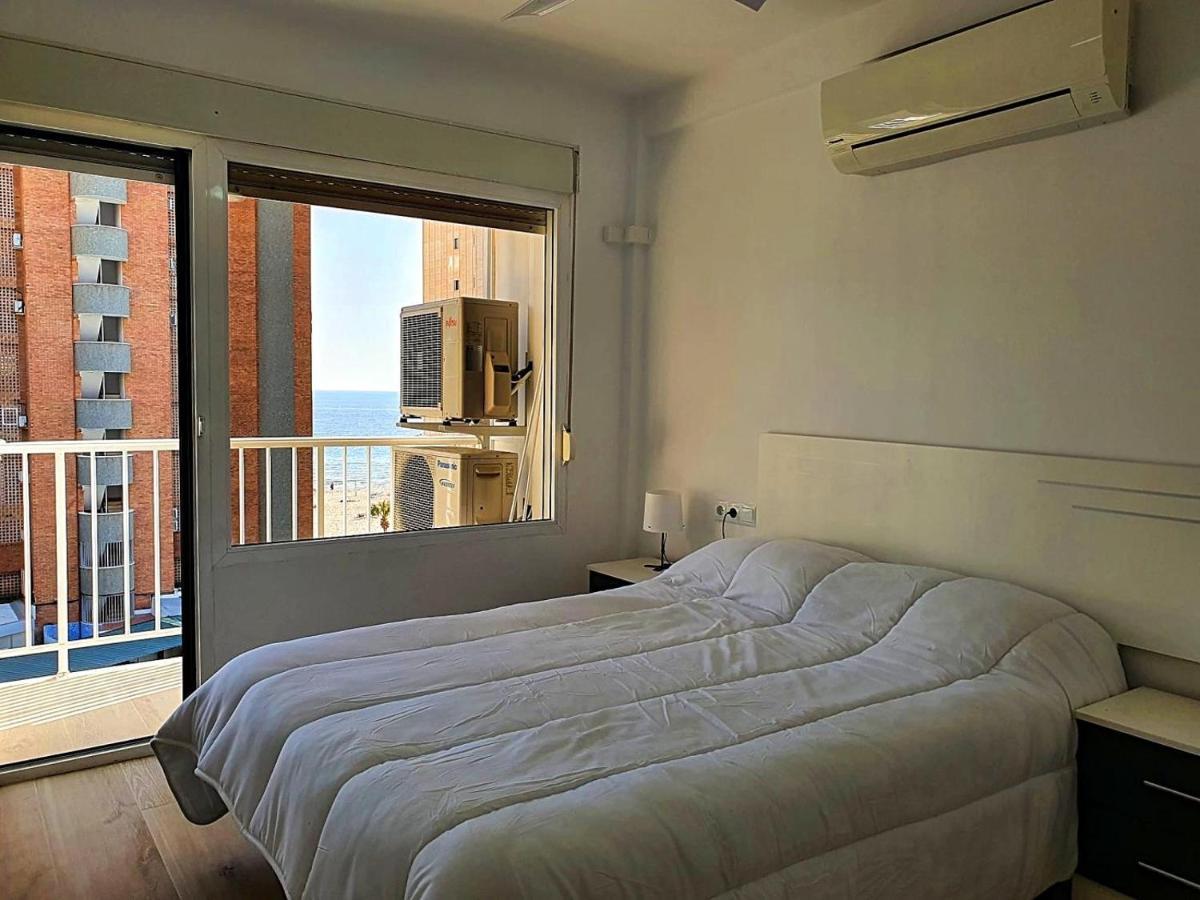 First Line Apartment With 3 Bedrooms And Seaviews 貝尼多姆 外观 照片