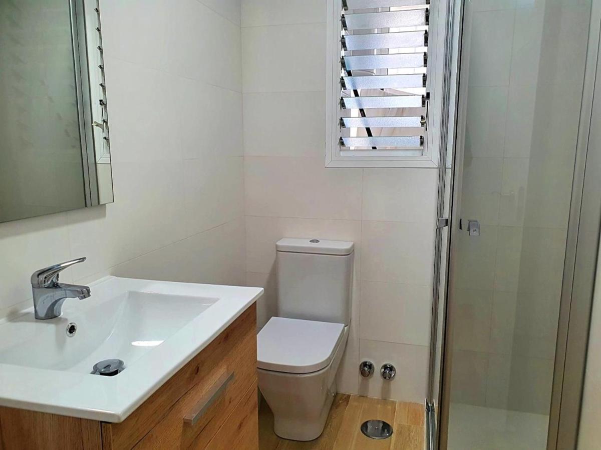 First Line Apartment With 3 Bedrooms And Seaviews 貝尼多姆 外观 照片