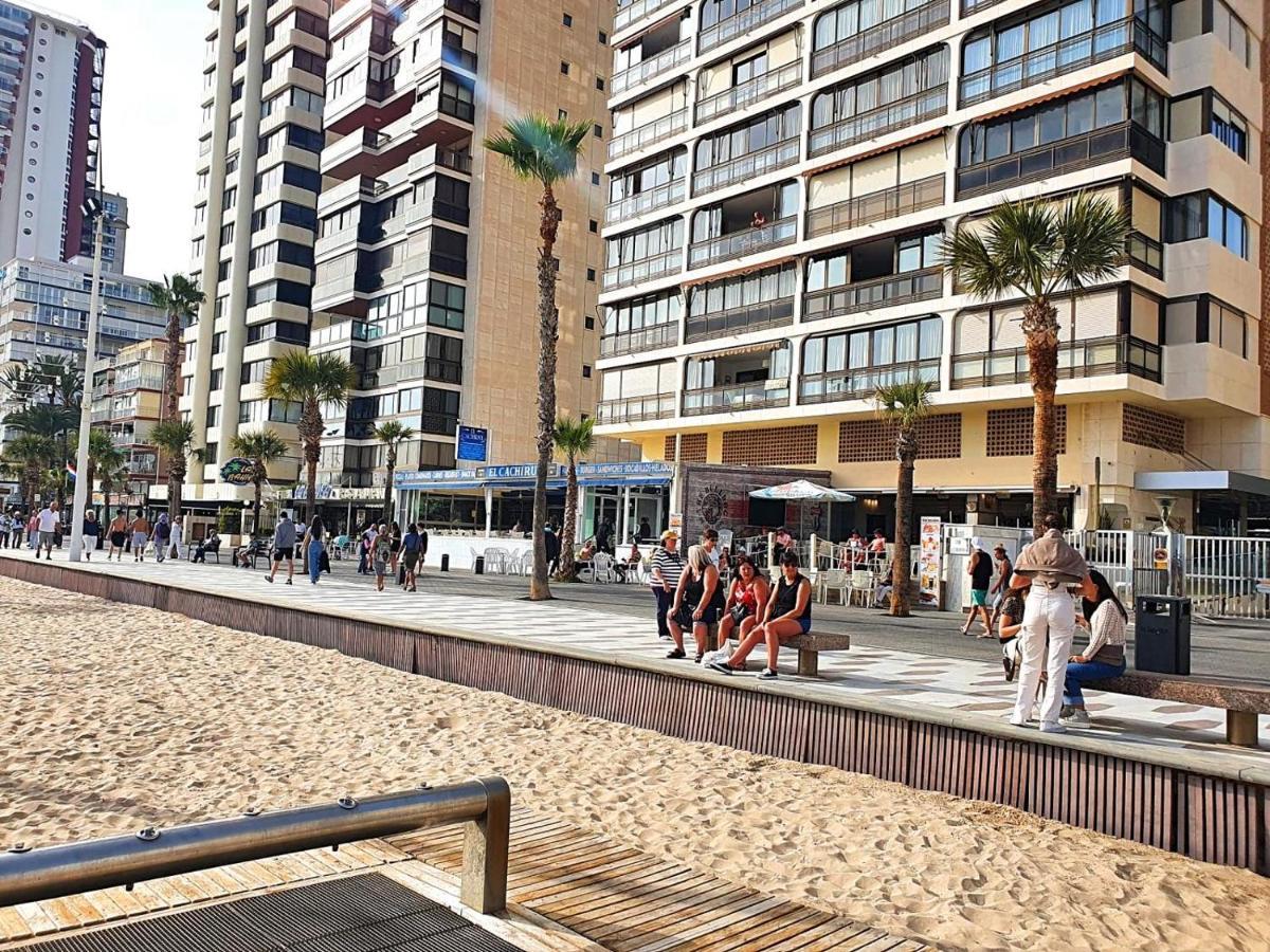 First Line Apartment With 3 Bedrooms And Seaviews 貝尼多姆 外观 照片