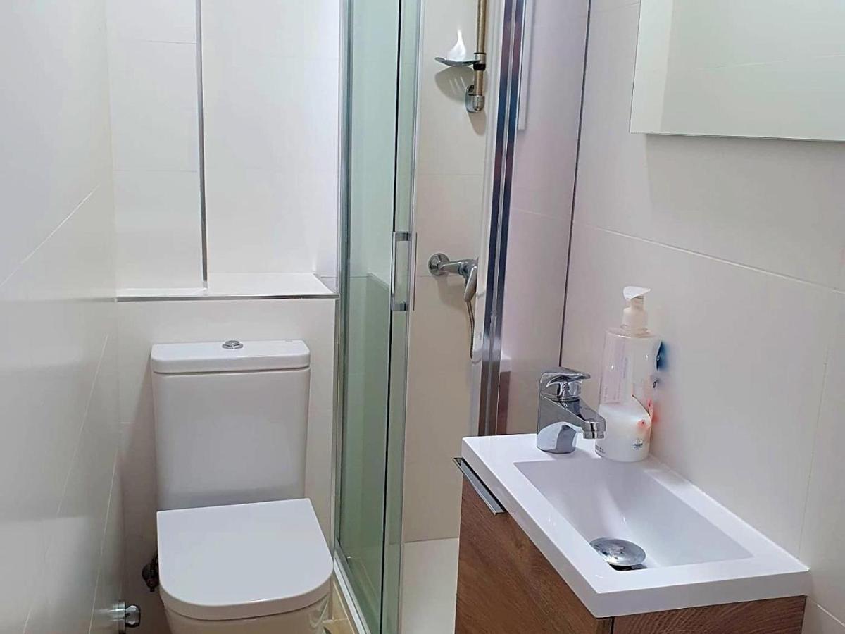 First Line Apartment With 3 Bedrooms And Seaviews 貝尼多姆 外观 照片